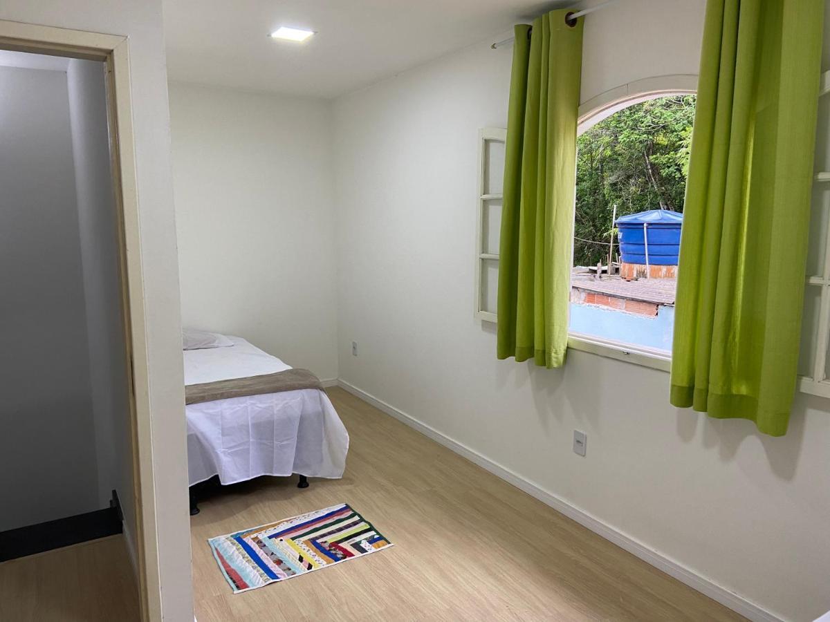 Bela Casa Em Condominio De Frente A Cachoeira Araquari Exteriör bild